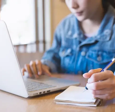 image-stage-commercial